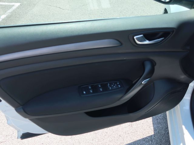 Renault Megane Megane IV Sporter 1.5 blue dci Business 115cv edc - foto 4 di 4