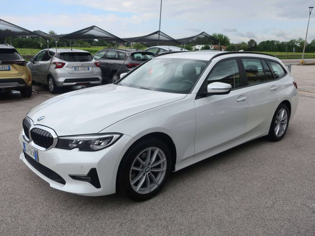 BMW 318 Serie 3 G21 Touring 318d Touring mhev 48V Business - foto 2 di 4