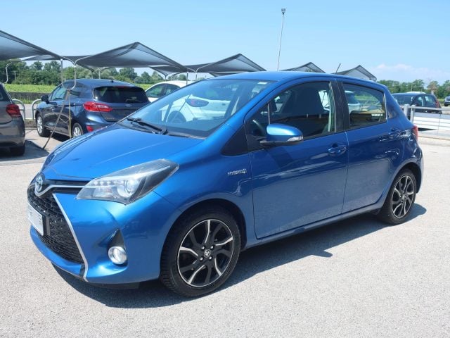 Toyota Yaris Yaris 5p 1.5h Style my18 - foto 2 di 4