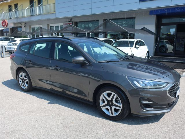 Ford Focus Focus V 2022 SW 1.5 ecoblue Business 120cv Prezzo - foto 2 di 4