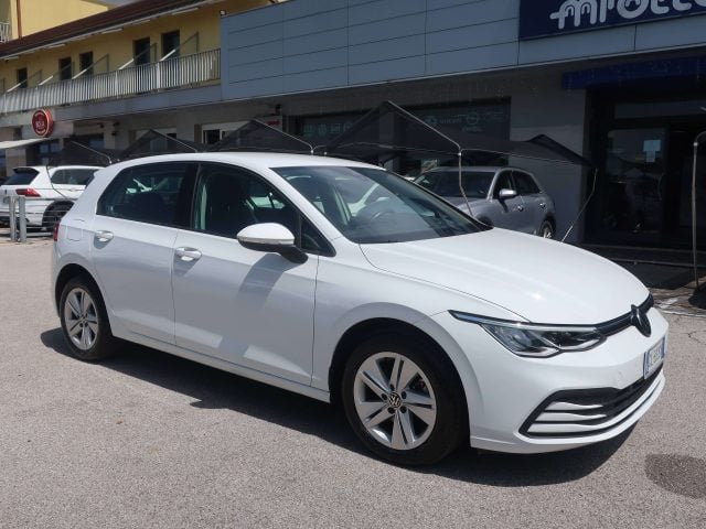 Volkswagen Golf Golf VIII 2.0 tdi Life 115cv dsg - Prezzo Reale, del 2022, 64.900 km, in vendita a Ponte Di Piave (TV)