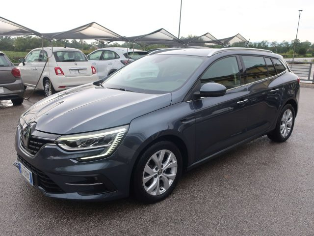 Renault Megane Megane IV Sporter 1.5 blue dci Business 115cv edc - foto 2 di 15