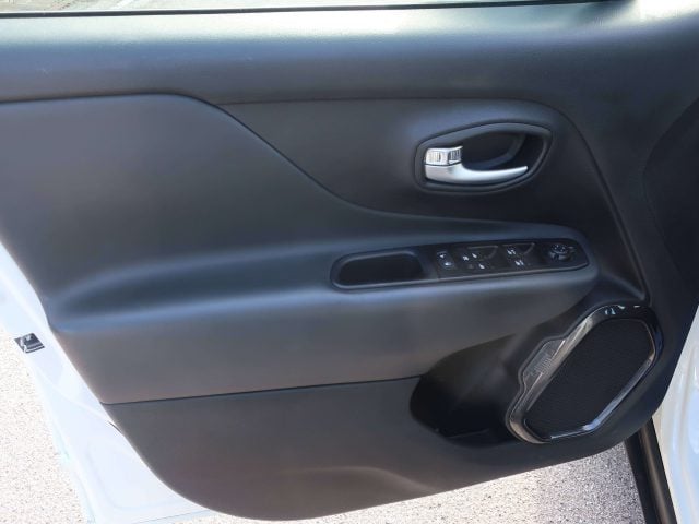 Jeep Renegade Renegade 1.3 t4 phev Limited 4xe at6 - Prezzo real - foto 4 di 4