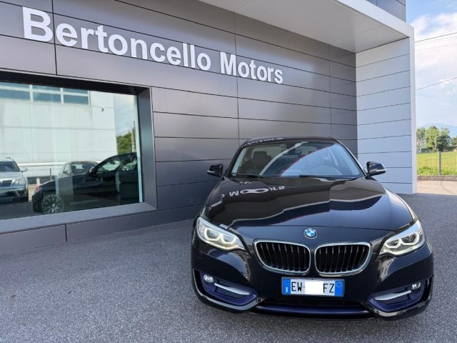 BMW 220 i 2.0 184cv Coupé SPORT KIT M2 SCARICO-PELLE-18" - foto 2 di 4