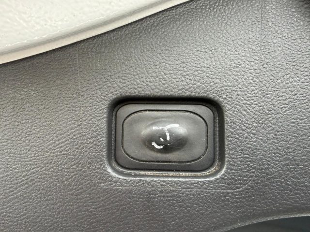 Ford Mondeo 2.0 TDCi 180CV Powershift AWD SW ST-LINE Busin. - foto 3 di 4