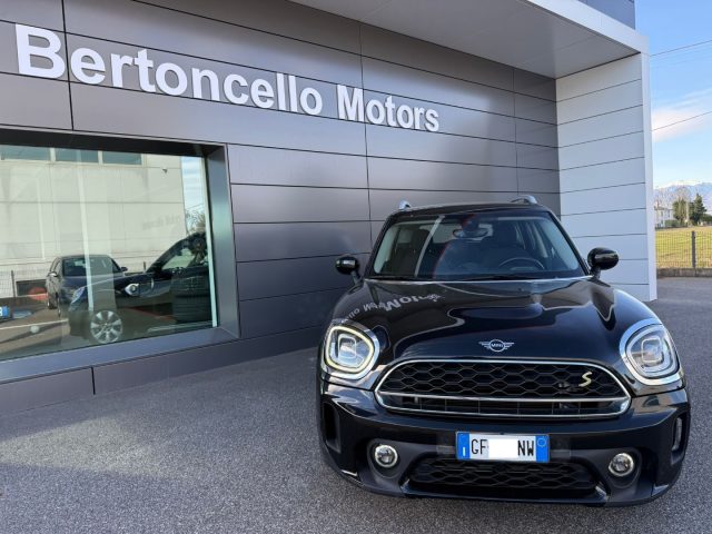 MINI Countryman 1.5 Cooper SE Hype ALL4 220cv Plug-In Hybrid - foto 2 di 4