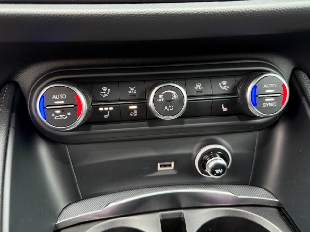 Alfa Romeo Stelvio 2.2 210CV AT8 Q4 VELOCE GARANZIA 08/2027 usato a CASTELFRANCO VENETO