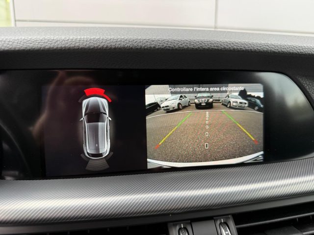 Alfa Romeo Stelvio 2.2 210CV AT8 Q4 VELOCE GARANZIA 08/2027 usato a CASTELFRANCO VENETO
