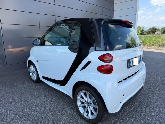 smart forTwo 1.0 71cv MHD coupé passion NEOPATENTATI - foto 4 di 4