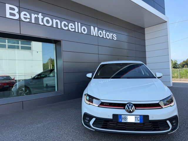 Volkswagen Polo GTI 2.0 TSI 207cv DSG GTI SED. RISC.-CARPLAY-LED - foto 2 di 25