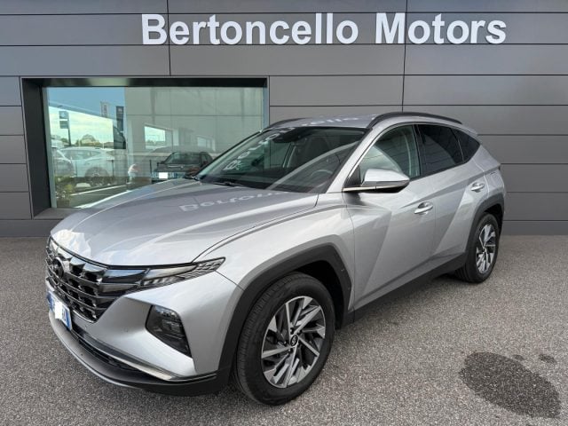 Hyundai TUCSON 1.6 116cv CRDI XLine LED-TELECAMERA-18"-NAVI, del 2023, 45.000 km, in vendita a Castelfranco Veneto (TV)