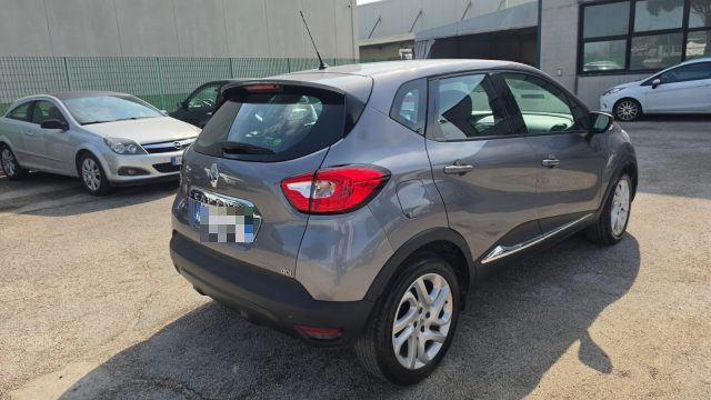 Renault Captur 1.5 dCi 8V 90 CV EDC Energy R-Link - foto 4 di 4
