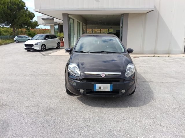 Fiat Grande Punto 1.4 5 porte Dynamic Natural Power EVO - foto 2 di 4