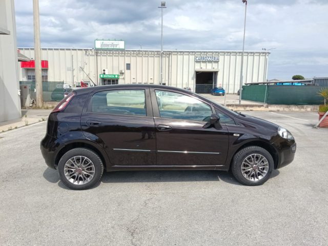 Fiat Grande Punto 1.4 5 porte Dynamic Natural Power EVO - foto 4 di 4