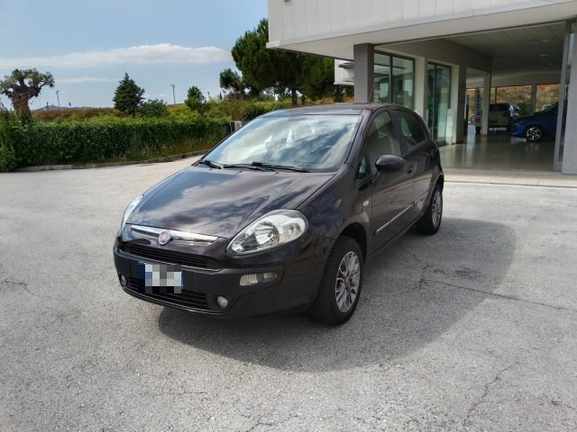 Fiat Grande Punto 1.4 5 porte Dynamic Natural Power EVO usato a RECANATI