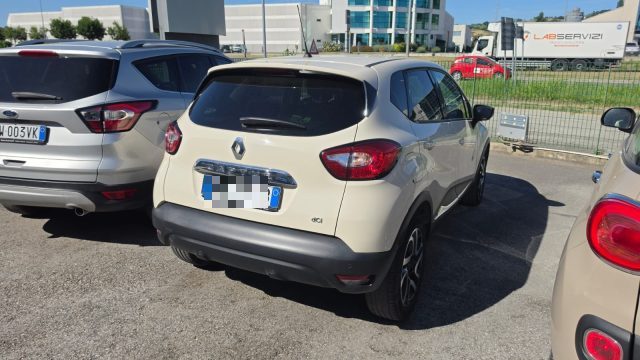 Renault Captur dCi 8V 110 CV Start&Stop - foto 4 di 4