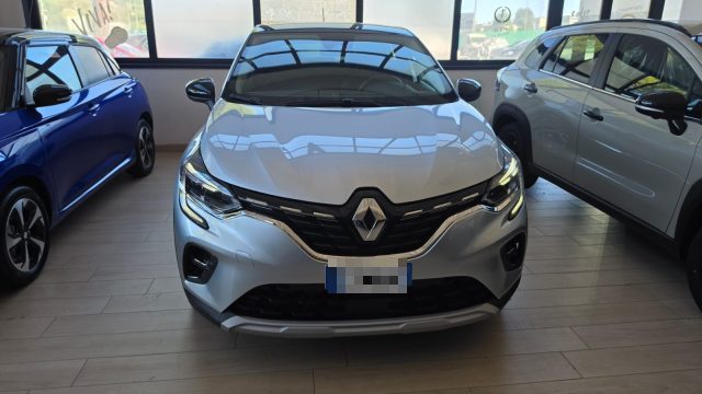 Renault Captur TCe 100 CV GPL Techno - foto 2 di 4