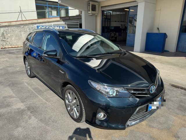 Toyota Auris Touring Sports 1.8 Hybrid Lounge CIVITANOVA M. - foto 2 di 4