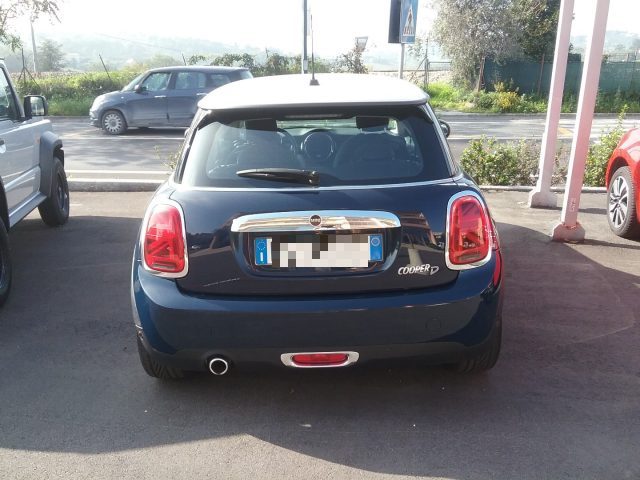 MINI Cooper D 1.5 Cooper D Hype - foto 3 di 4