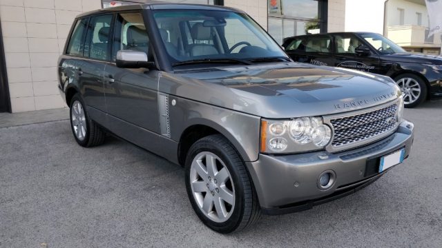 Land Rover Range Rover RECANATI - 3.6 TDV8 HSE VOGUE - foto 3 di 4
