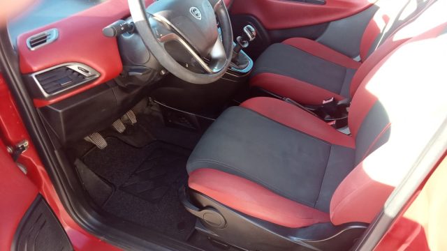 Lancia Ypsilon 1.2 69 CV 5 porte GPL Ecochic Silver GPL, del 2012, 146.400 km, in vendita a Recanati (MC)