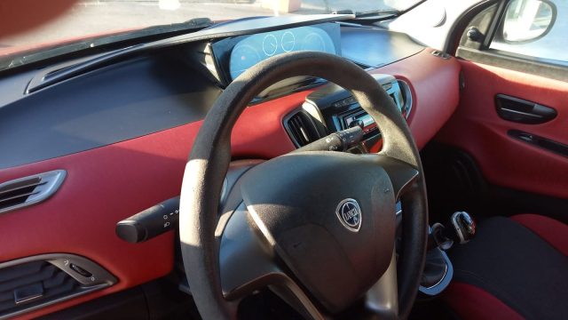 Lancia Ypsilon 1.2 69 CV 5 porte GPL Ecochic Silver GPL usato a RECANATI