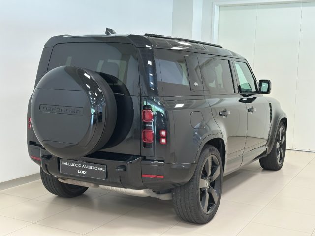 Land Rover Defender 110 3.0D I6 200 CV AWD Auto X-Dynamic SE AUTOCARRO - foto 2 di 4