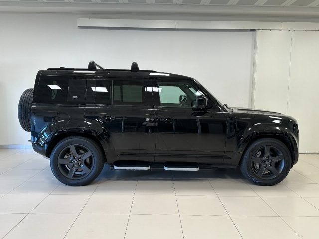 Land Rover Defender 110 3.0D I6 300 CV AWD Auto X-Dynamic HSE - foto 3 di 4