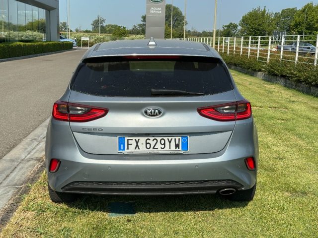Kia cee'd 1.6 CRDi 136 CV DCT 5p. Evolution - foto 4 di 4