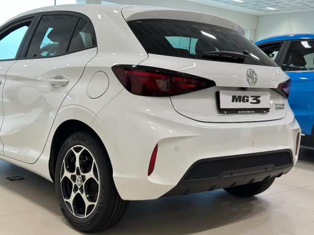 MG MG3 1.5 Hybrid+ Luxury - foto 3 di 4