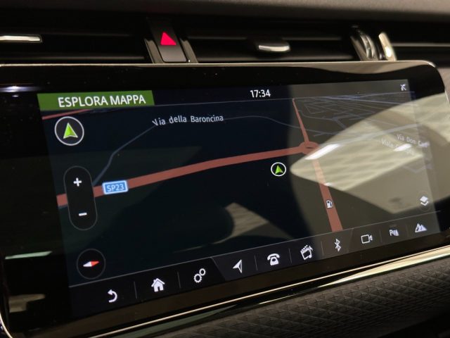 Land Rover Range Rover Evoque 2.0D I4-L.Flw 150 CV AWD Auto R-Dynamic S usato a LODI