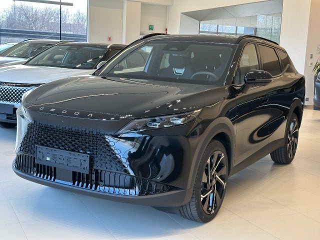 Omoda 7 SHS-P 1.5 SHS-P plug-in Hybrid Premium, del 2026, 3.000 km, in vendita a Lodi (LO)