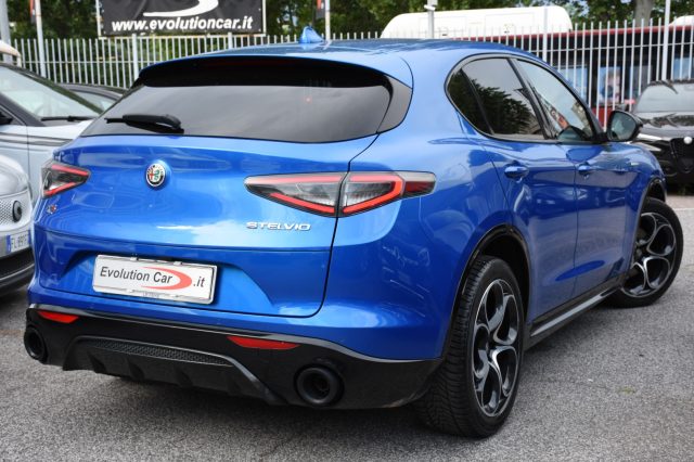 Alfa Romeo Stelvio 2.2 Turbodiesel 210 CV AT8 Q4 Veloce *BLU MISANO* - foto 3 di 4