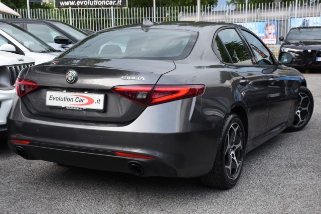 Alfa Romeo Giulia 2.2 Turbodiesel 190 CV AT8 Super Business - foto 3 di 4