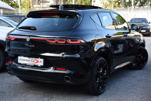 Alfa Romeo Tonale 1.3 280 CV PHEV AT6 Q4 Veloce *TETTO* CERCHI 20"* - foto 3 di 4