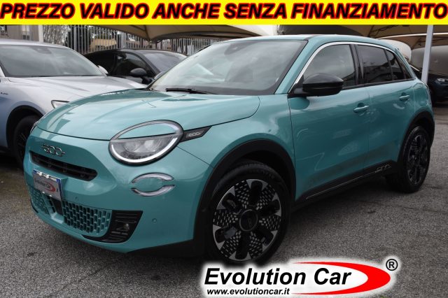 Fiat 600 Hybrid 100 CV DCT MHEV LA PRIMA *1368KM!* usato a ROMA