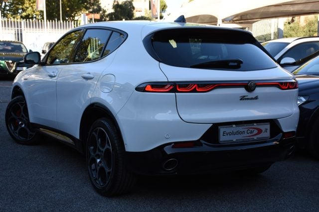 Alfa Romeo Tonale 1.3 280 CV PHEV AT6 Q4 Veloce - foto 4 di 4