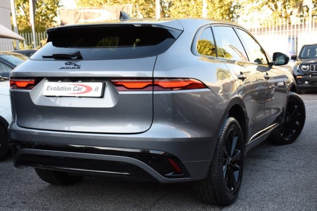 Jaguar F-Pace 2.0 D 163 CV AWD aut. R-Dynamic S - foto 3 di 4
