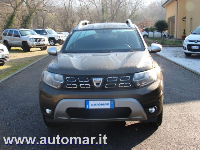 Dacia Duster 1.0 TCe 100 CV ECO-G 4x2 15th Anniversary - foto 2 di 4