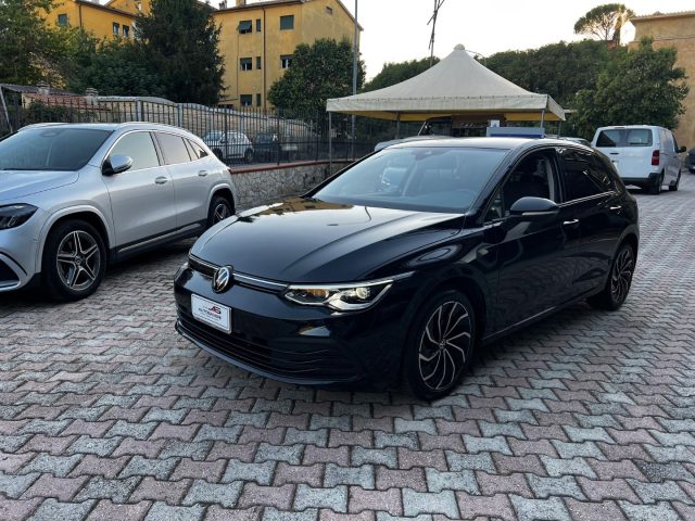 Volkswagen Golf 1.0 eTSI EVO DSG Life, del 2021, 102.150 km, in vendita a Acquasparta (TR)