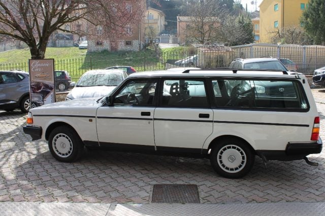 Volvo 240 2.0 cat Station Wagon Polar, del 1992, 280.000 km, in vendita a Acquasparta (TR)
