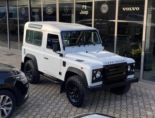 Land Rover Defender 90 2.2 TD4 Station Wagon usato a ACQUASPARTA