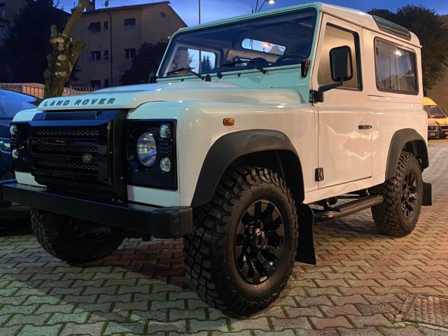 Land Rover Defender 90 2.2 TD4 4posti - foto 2 di 4