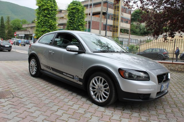 Volvo C30 1.6 - foto 2 di 4