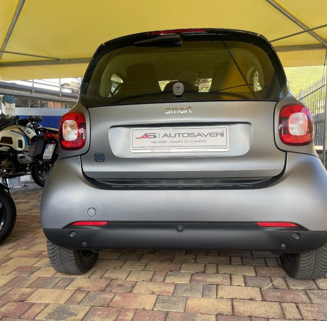 smart forTwo EQ Passion - foto 3 di 4