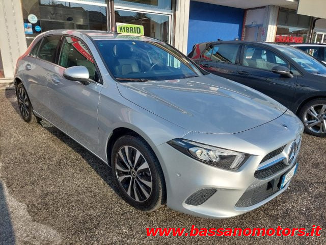 Mercedes-Benz A 250 e hybrid EQ Business Plug In, del 2022, 44.259 km, in vendita a Bassano Del Grappa (VI)
