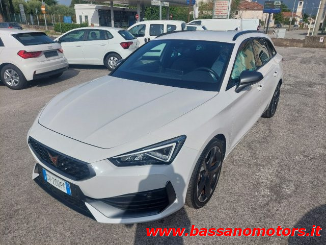 CUPRA Leon Sportstourer 1.5 Hybrid 150 CV DSG - foto 3 di 4
