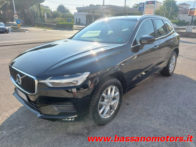 Volvo XC60 B4 (d) AWD Geartronic Momentum Pro - foto 3 di 4