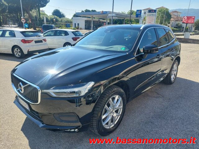 Volvo XC60 B4 (d) AWD Geartronic Momentum Pro - foto 4 di 4