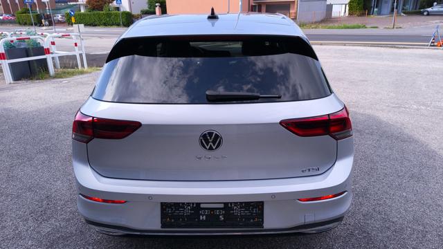 Volkswagen Golf 1.5 eTSI 130 CV EVO ACT DSG Style - foto 4 di 4